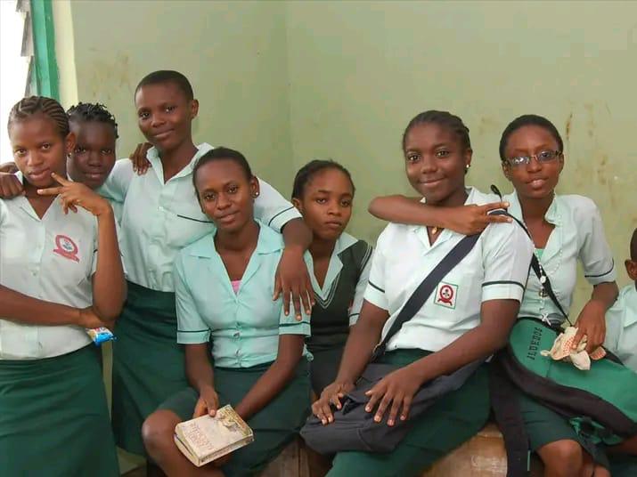 Group of classmates posing